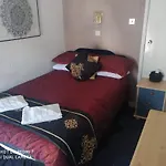Falklands Hotel
